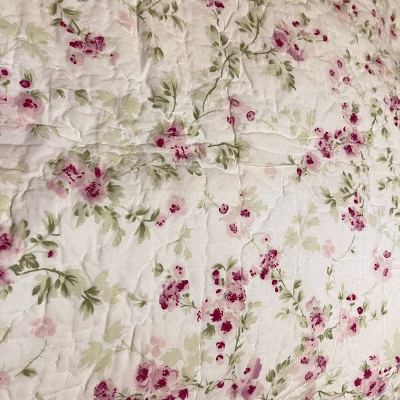 Rachel Ashwell Simply Shabby Chic Dutchess Blossom Floral King Comforter Set – 3pc – Cotton/Polyester